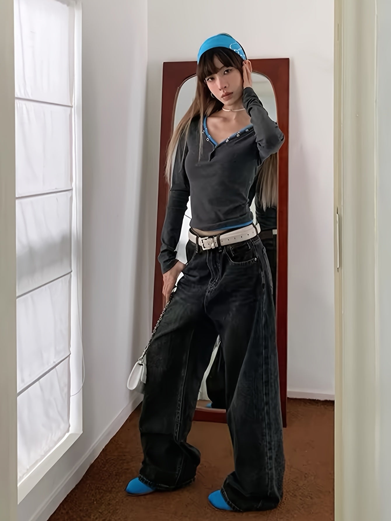 Women's Stretchy V-Neck Long Sleeve T-Shirt - Slim Fit Tops with Dark color