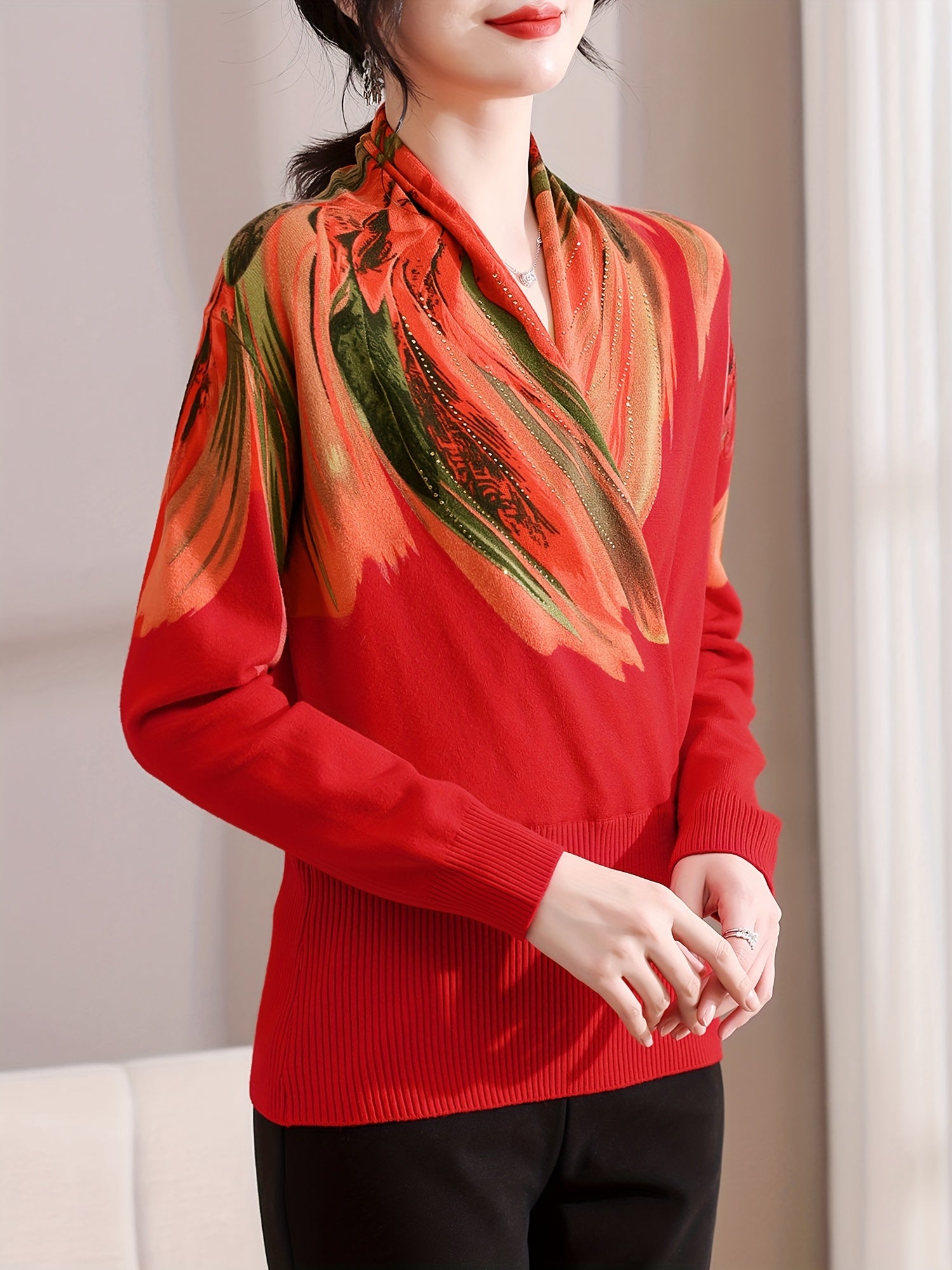 Women's Elegant Long-Sleeve Sweater - Multicolor Print