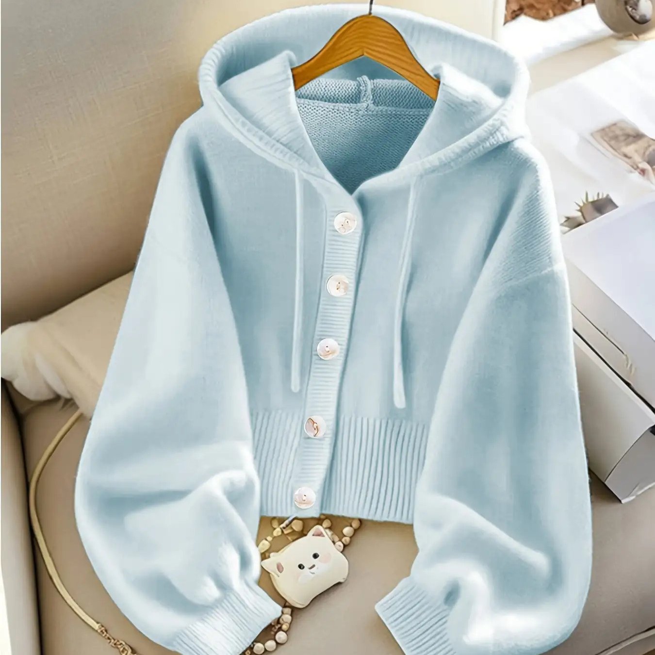 Women'S Ivory Yellow Oversized Hooded Cardigan - Soft Button-Front Sweater with Chest Pocket