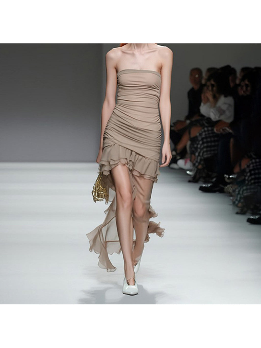 Sexy Mesh Bohemian Style Dress with Asymmetrical Hem And Irregular Pleated Strapless Skirt for Women