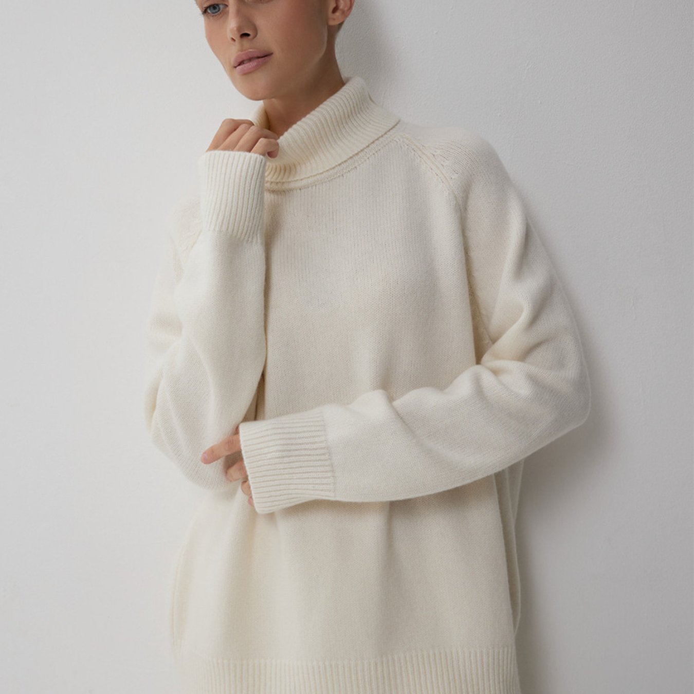 Women's Oversized Turtleneck Sweater - Y2K Plush Winter Warm Navy Blue