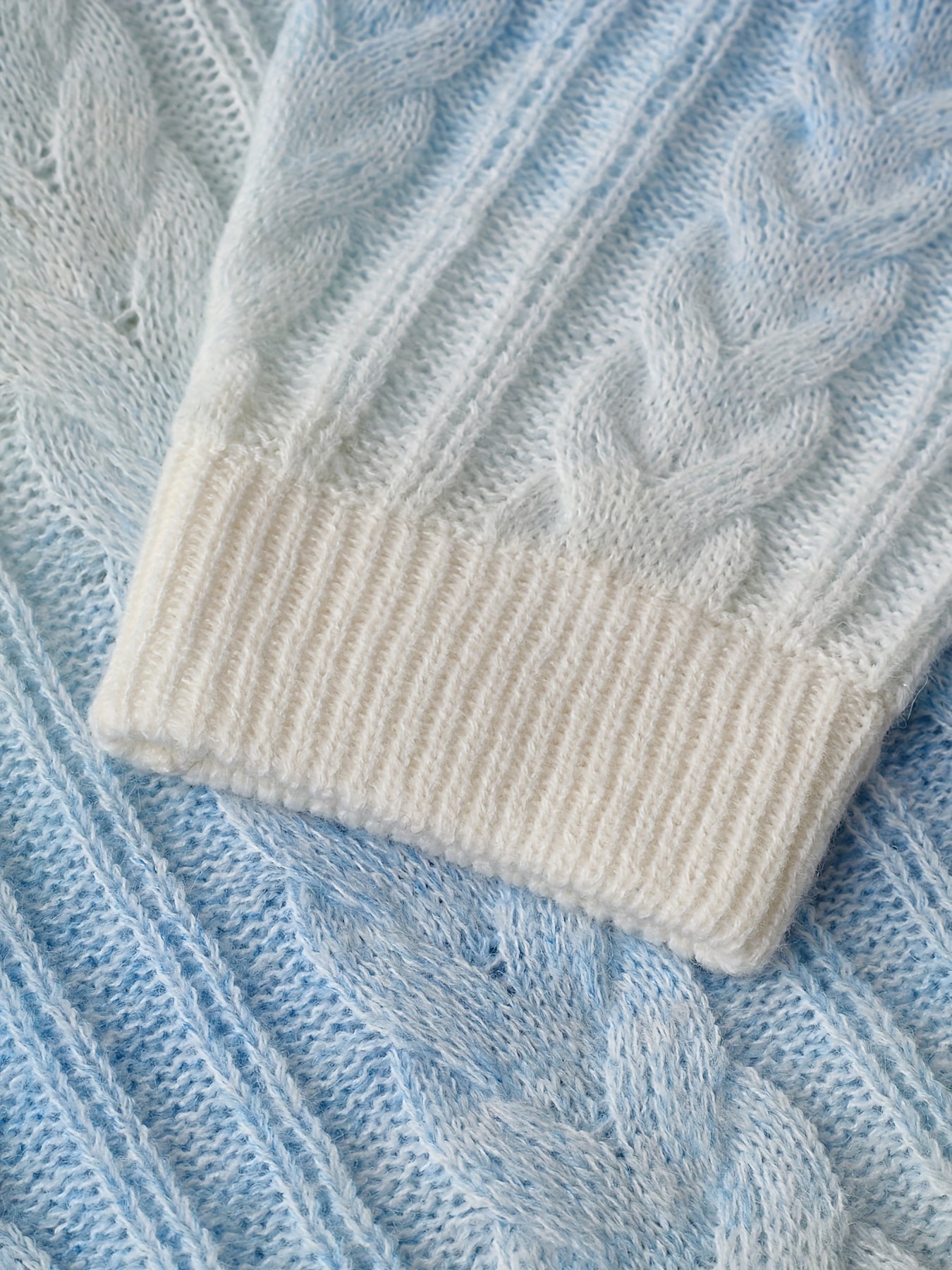 New Thickened Twisted Long Sleeve Sweater for Women in Lazy Style Blue Top