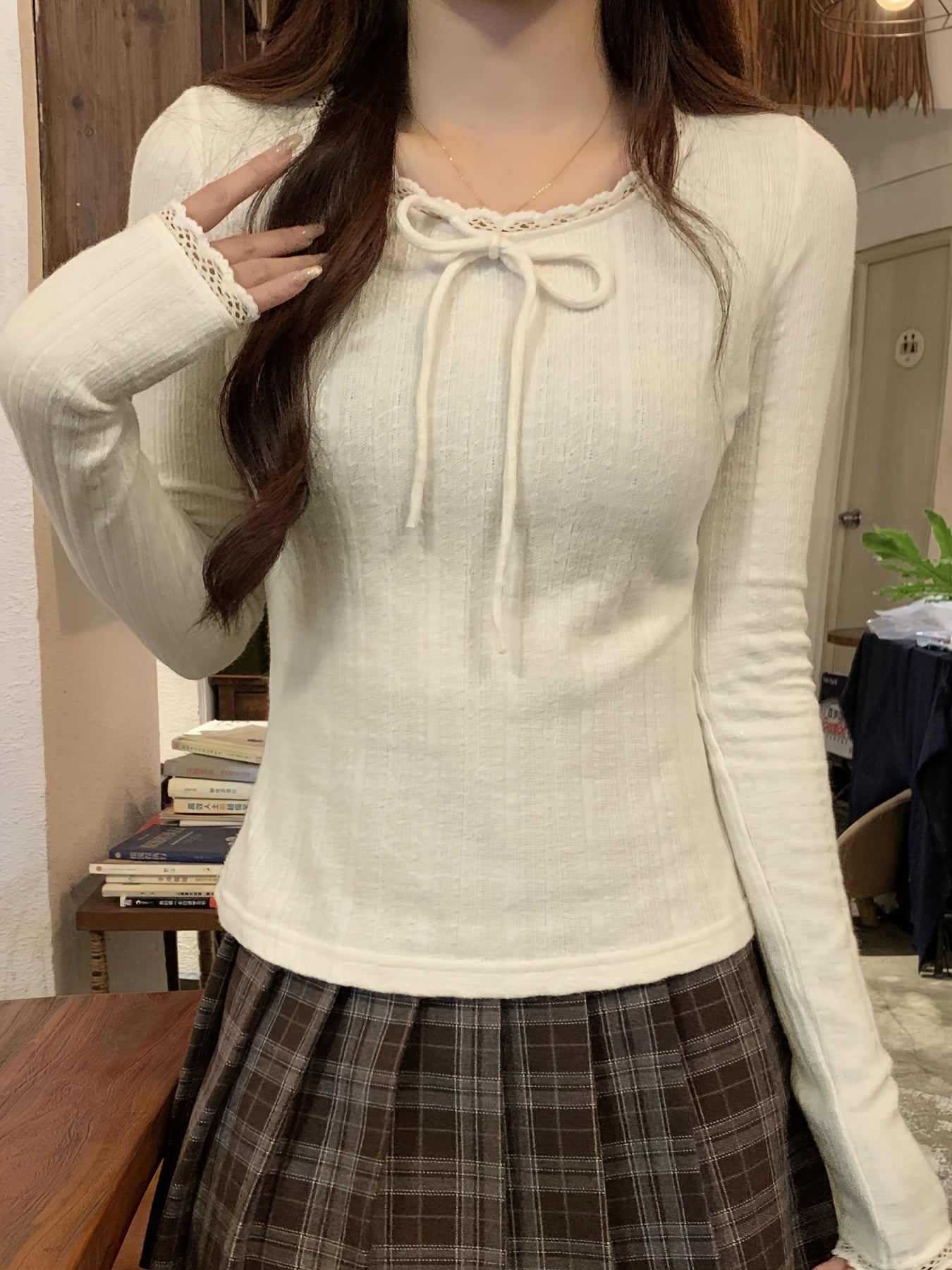 French Lace Trim Bow Tie Long Sleeve Women's T-Shirt Top - New Autumn\u002FWinter Slim Fit Casual Elegant Base Layer