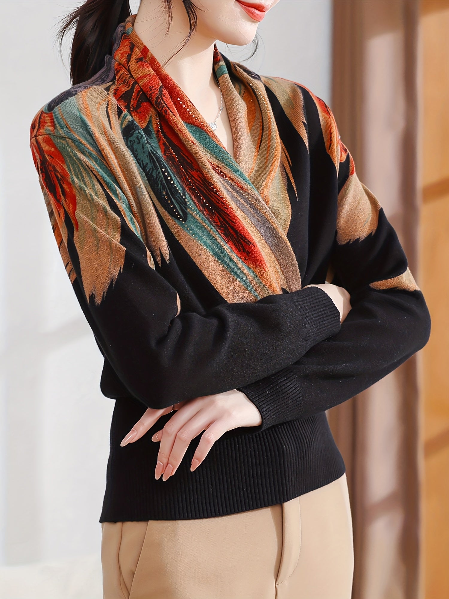 Women's Elegant Long-Sleeve Sweater - Multicolor Print