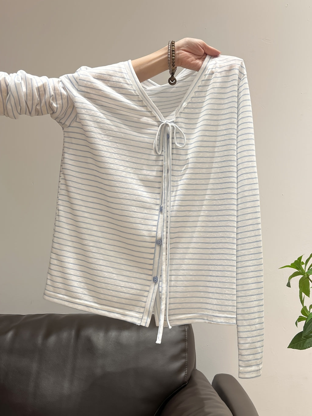 Women's Long Sleeve T-Shirt Color Block Striped V-Neck Single-Breasted Tie Bow Long Sleeve T-Shirt Women's Autumn