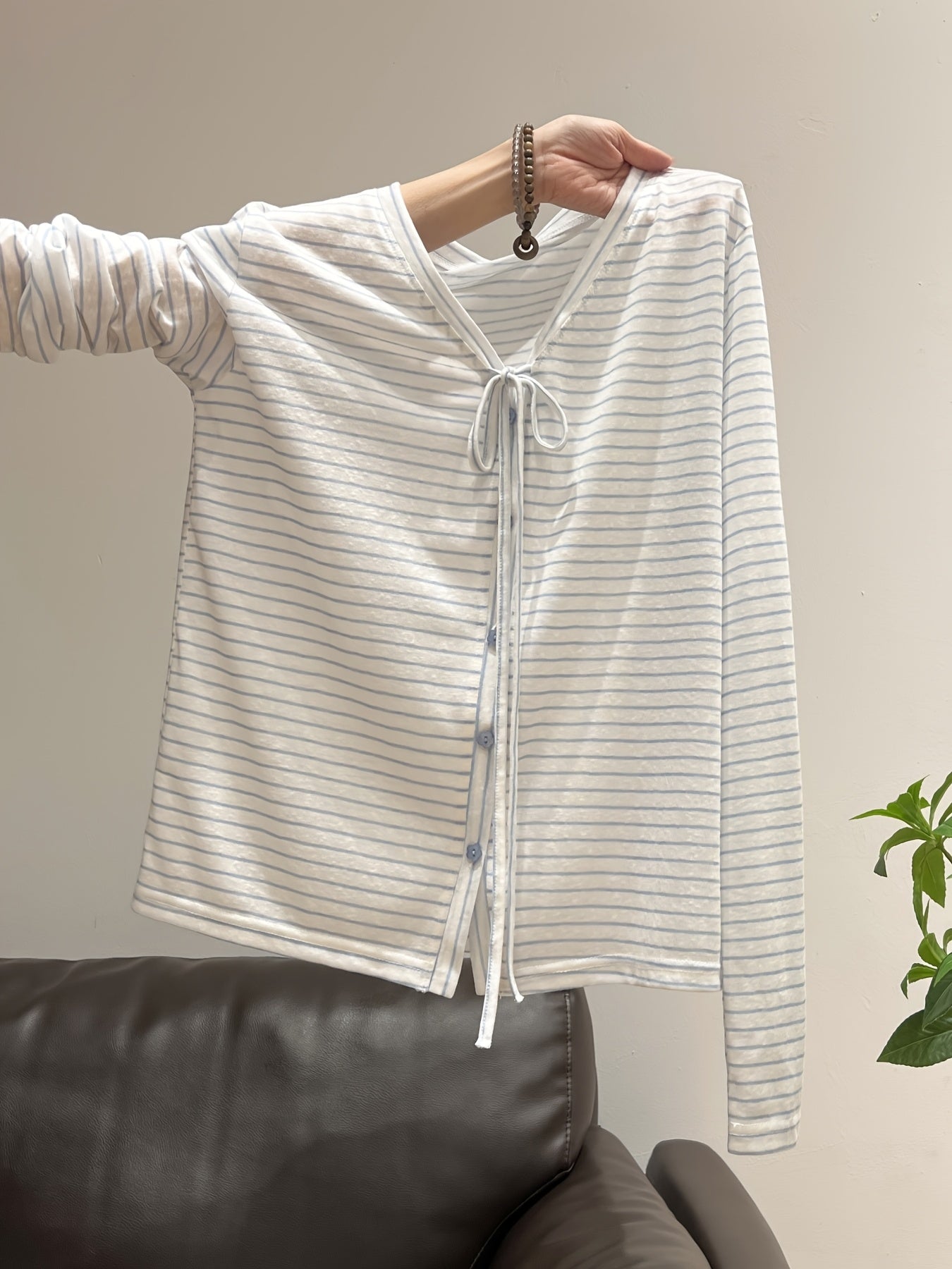 Women's Long Sleeve T-Shirt Color Block Striped V-Neck Single-Breasted Tie Bow Long Sleeve T-Shirt Women's Autumn