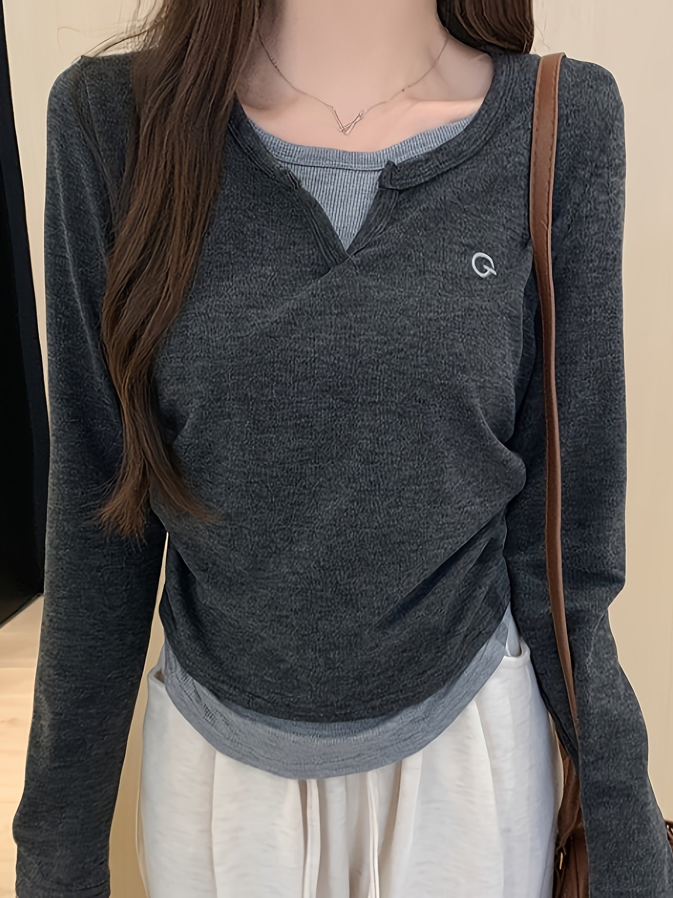 Women'S Slim-Fit Fashion V-Neck Blouse - Casual Long Sleeve Solid Color Top with Faux Layered Design