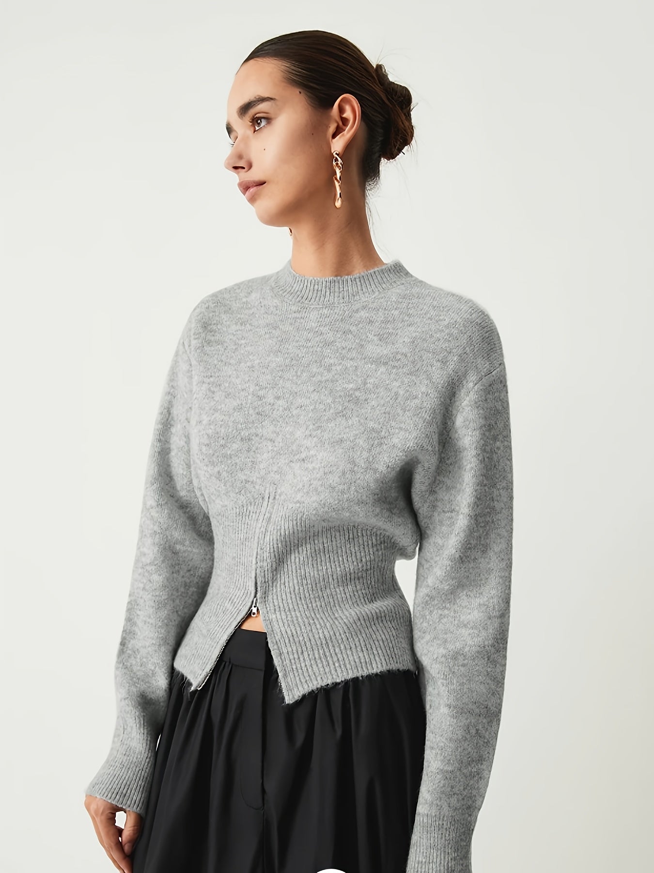 Women's Elegant Zip-Up Sweater with Front Zipper Closure - Structured Fit Asymmetrical Hem Pullover